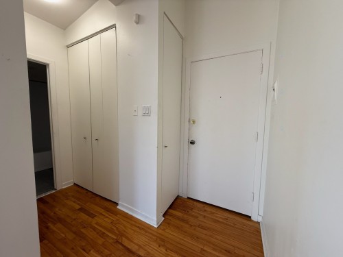 Hall d'entrée/Vestibule - 12-490 Ch. Du Bord-Du-Lac-Lakeshore, Dorval, QC - Indoor Photo Showing Other Room