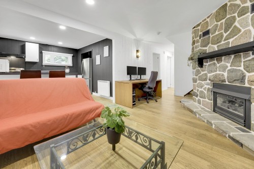 Vue d'ensemble - 690 Ch. Notre-Dame, Sainte-Adèle, QC - Indoor Photo Showing Living Room With Fireplace