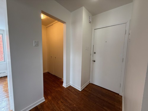 Mud Room - 5-490 Ch. Du Bord-Du-Lac-Lakeshore, Dorval, QC - Indoor Photo Showing Other Room