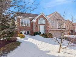 6 Caytyon Court  Dartmouth, NS B2X 3T9