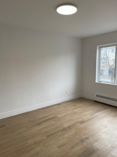 Salon - 7660 Rue Terbois, Montréal (Saint-Léonard), QC - Indoor Photo Showing Other Room