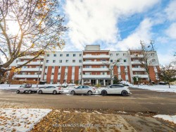 303-2485 Woking Crescent Mississauga, ON L5K 1Z6
