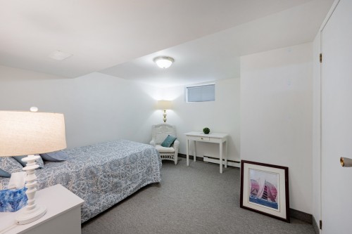 Bedroom - 218 Rue Du Niagara, Kirkland, QC - Indoor Photo Showing Bedroom
