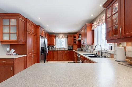 Kitchen - 218 Rue Du Niagara, Kirkland, QC - Indoor Photo Showing Kitchen
