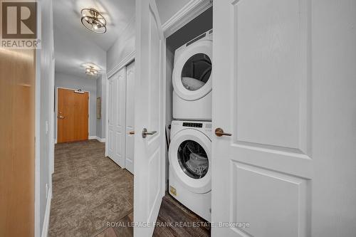 Full-Size/Front-Load laundry - 306 - 44 Bond Street W, Oshawa (O'Neill), ON - Indoor Photo Showing Laundry Room