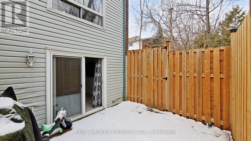26 - 909 King Street W, Oshawa, ON - Outdoor With Exterior