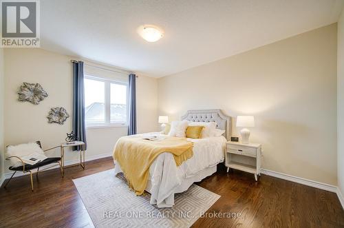 396 Thomas Phillips Drive, Aurora, ON - Indoor Photo Showing Bedroom