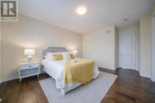 396 Thomas Phillips Drive, Aurora, ON - Indoor Photo Showing Bedroom