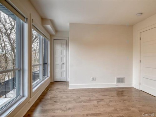 Bedroom - 18506 Boul. Gouin O., Montréal (Pierrefonds-Roxboro), QC - Indoor Photo Showing Other Room