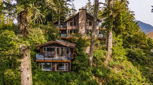 330 Reef Point Rd, Ucluelet, BC 