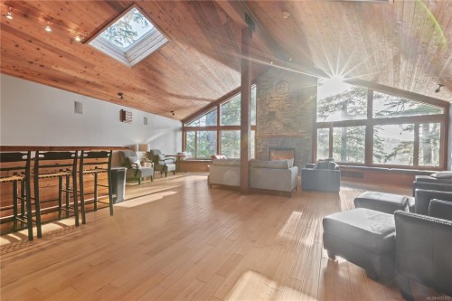 330 Reef Point Rd, Ucluelet, BC 