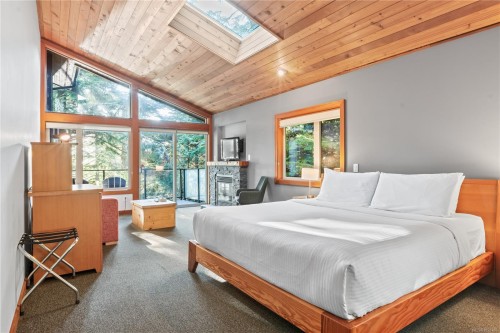 330 Reef Point Rd, Ucluelet, BC 