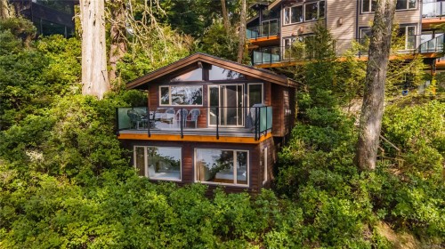 330 Reef Point Rd, Ucluelet, BC 