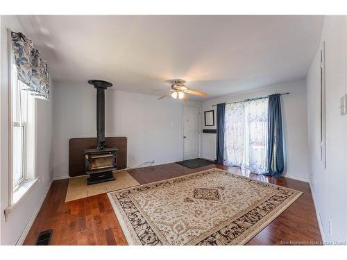 49 Hill St, Saint Stephen, NB 