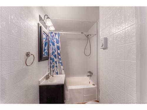 49 Hill St, Saint Stephen, NB 