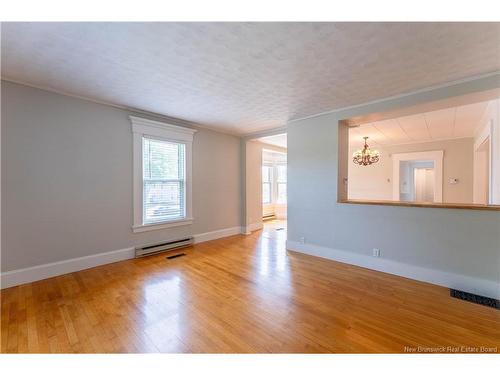 49 Hill St, Saint Stephen, NB 