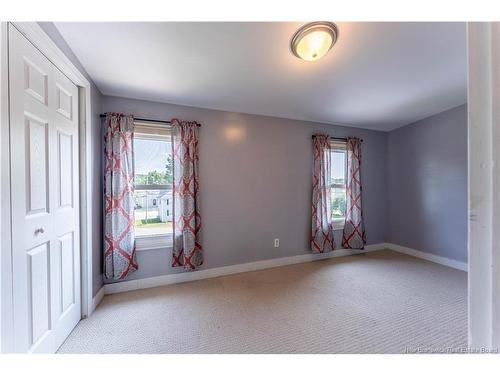 49 Hill St, Saint Stephen, NB 