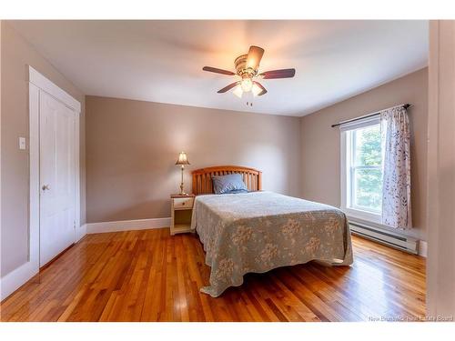 49 Hill St, Saint Stephen, NB 