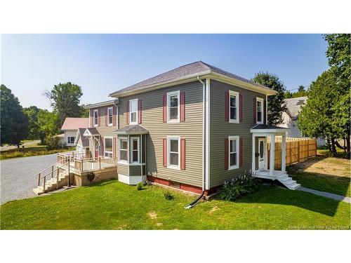 49 Hill St, Saint Stephen, NB 