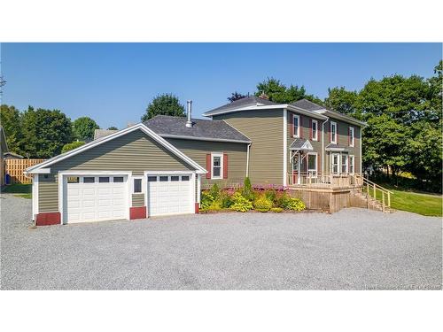 49 Hill St, Saint Stephen, NB 