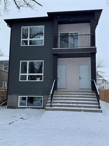 850 Burnell St, Winnipeg, MB 