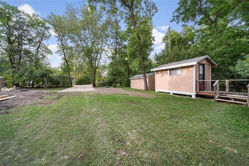 20 Crescent Blvd, Matlock, MB 