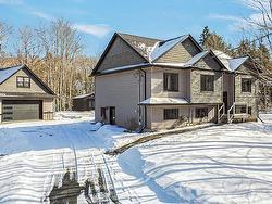 266 Kernwood Drive Middle Sackville, NS B4E 0G6