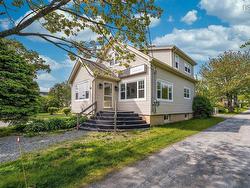 1470 Main Road Eastern Passage, NS B3G 0E6