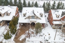 1592 Hallstone Road  Brampton, ON L6Y 5K8