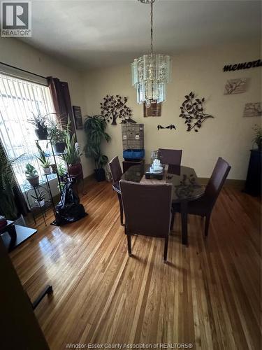 655-91 Giles, Windsor, ON - Indoor Photo Showing Dining Room
