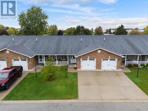 18 Devon Drive, South Huron (Exeter), ON - Outdoor With Facade