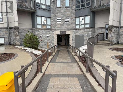 114 - 1 JACKSWAY CRESCENT  London North (North G), ON N5X 3T5