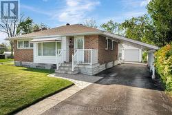 5 ARMOUR COURT Kawartha Lakes (Lindsay), ON K9V 1N9