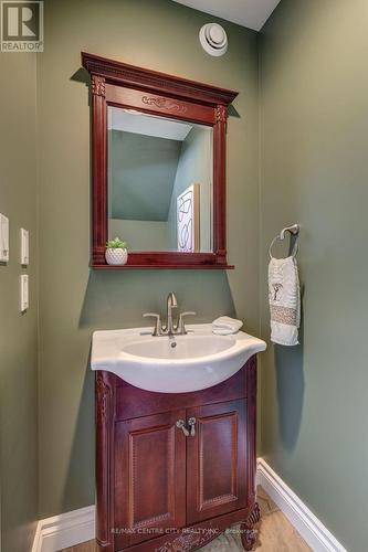 Loft 2pc - 101 - 5 Woodhaven Drive, Tillsonburg, ON - Indoor Photo Showing Bathroom