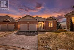 10 GREEN GABLE PLACE  Woodstock (Woodstock - North), ON N4T 1W6