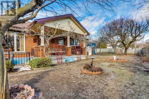Covered Veranda - 234 Manitoulin Drive, London East (East O), ON - Outdoor
