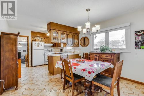 Dining room - 234 Manitoulin Drive, London East (East O), ON - Indoor Photo Showing Dining Room