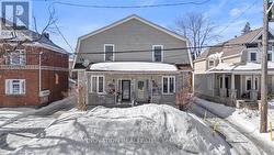 574 COLE AVENUE  Ottawa, ON K2A 2B5