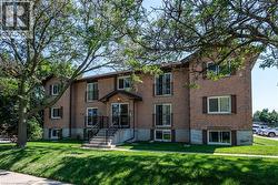 339 NORTHLAKE Drive Unit# 1  Waterloo, ON N2V 1Z1