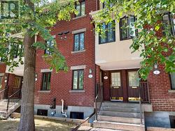 8 BLUE MOON PRIVATE  Ottawa, ON K1K 4K6