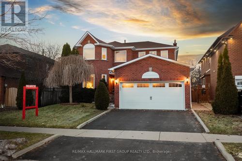 68 FOREST HEIGHTS STREET  Whitby, ON L1R 1X4