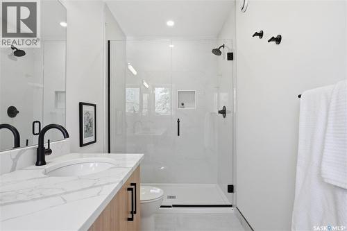 1200 14Th Street E, Saskatoon, SK - Indoor Photo Showing Bathroom