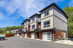 112-2899 River Rd Chemainus, BC V0R 1K3