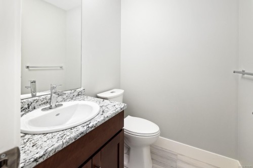 112-2899 River Rd, Chemainus, BC 