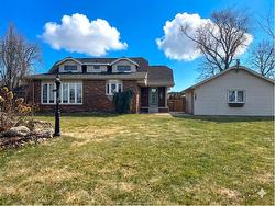 320 LAKEVIEW Avenue  Kingsville, ON N9Y 2E3