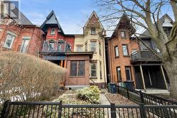 271 LISGAR STREET  Toronto, ON M6J 3G8