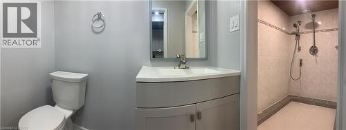 66 Kennedy Avenue, Hamilton, ON - Indoor Photo Showing Bathroom