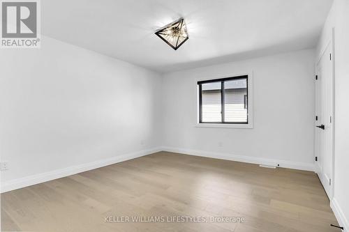 104 Crestview Drive, Middlesex Centre, ON - Indoor Photo Showing Other Room