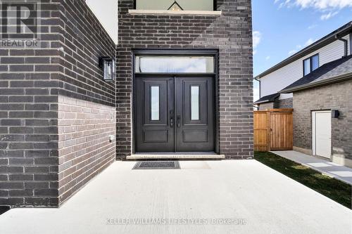 104 Crestview Drive, Middlesex Centre, ON - Outdoor