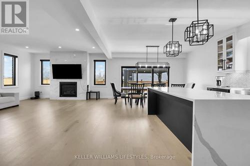 104 Crestview Drive, Middlesex Centre, ON - Indoor